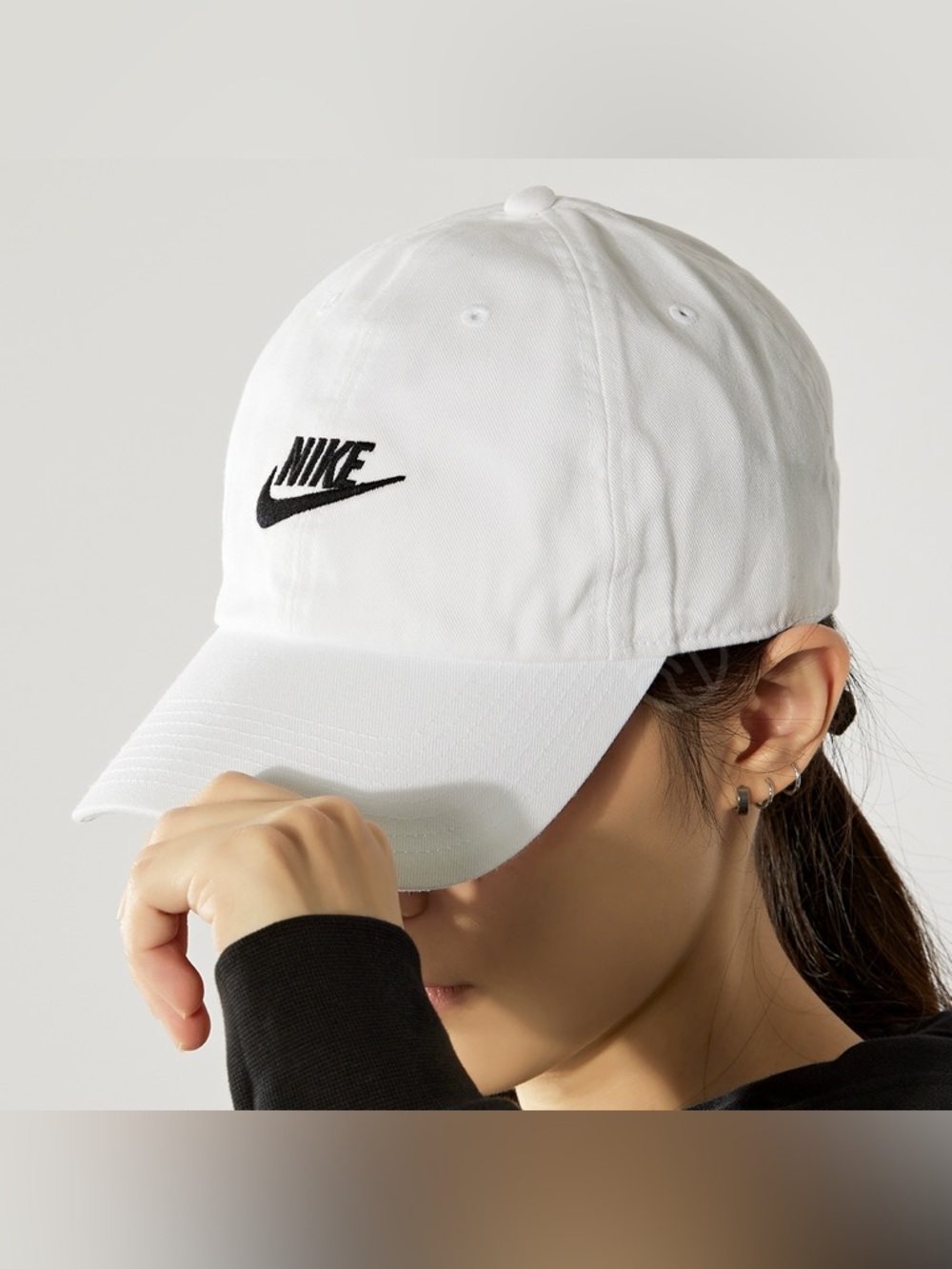 Nike Club Caps in White